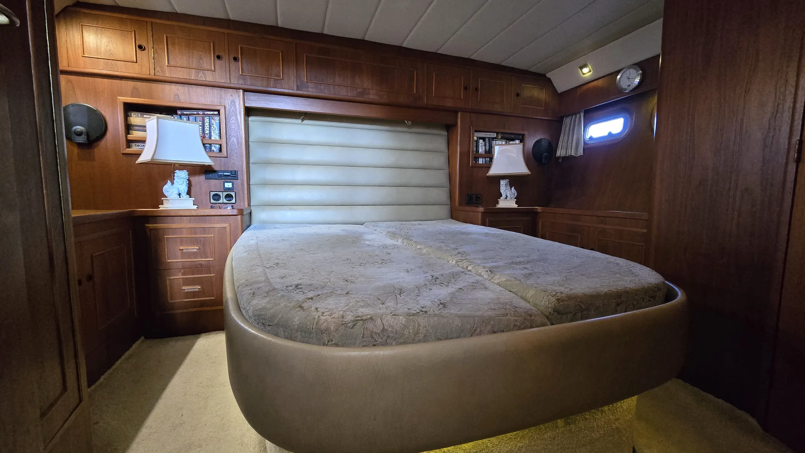 motorbåd-neptunus-145-boatbrokers (1)