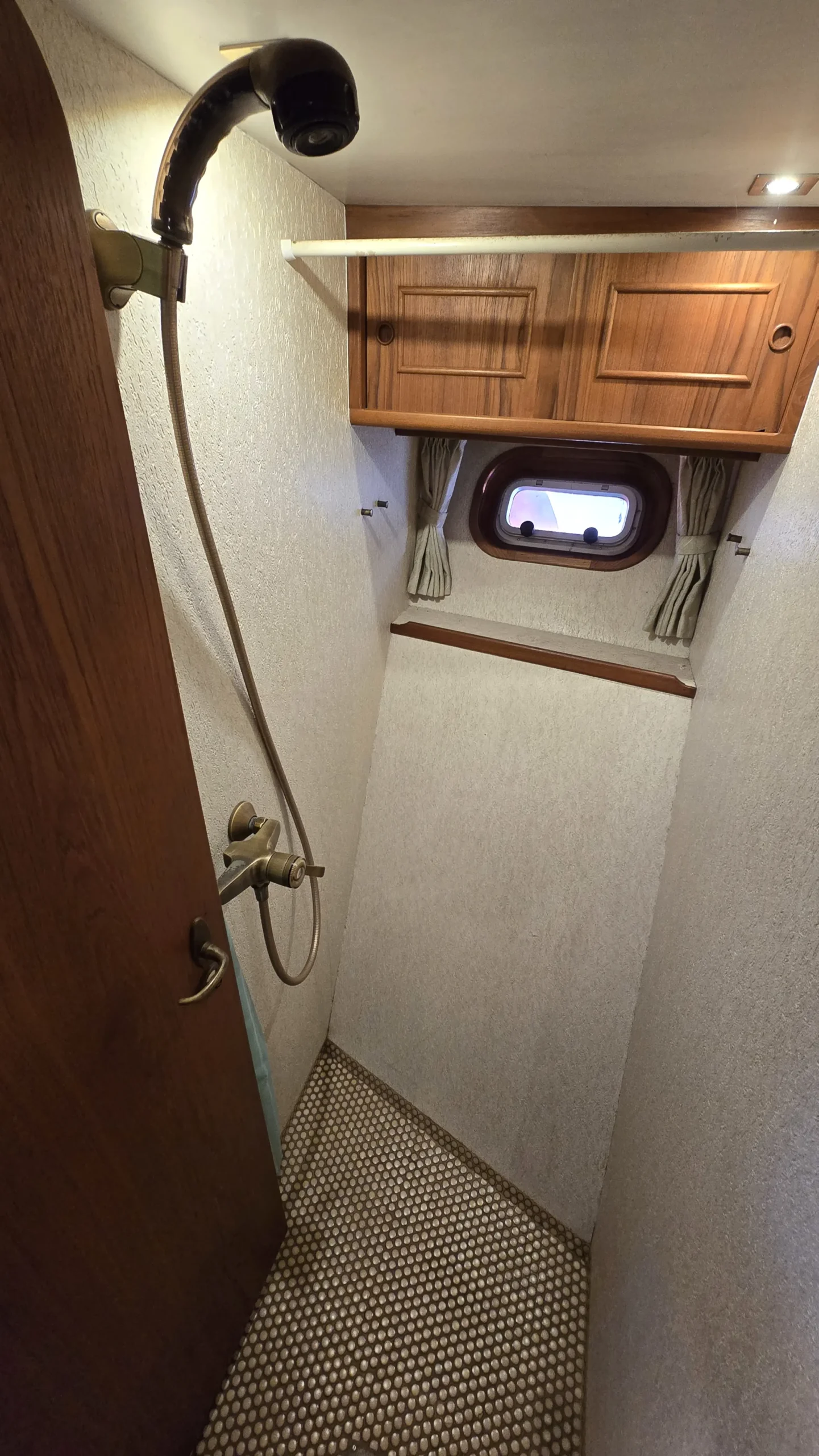 motorbåd-neptunus-145-boatbrokers (39) neptunus 145 motorbåd boatbrokers