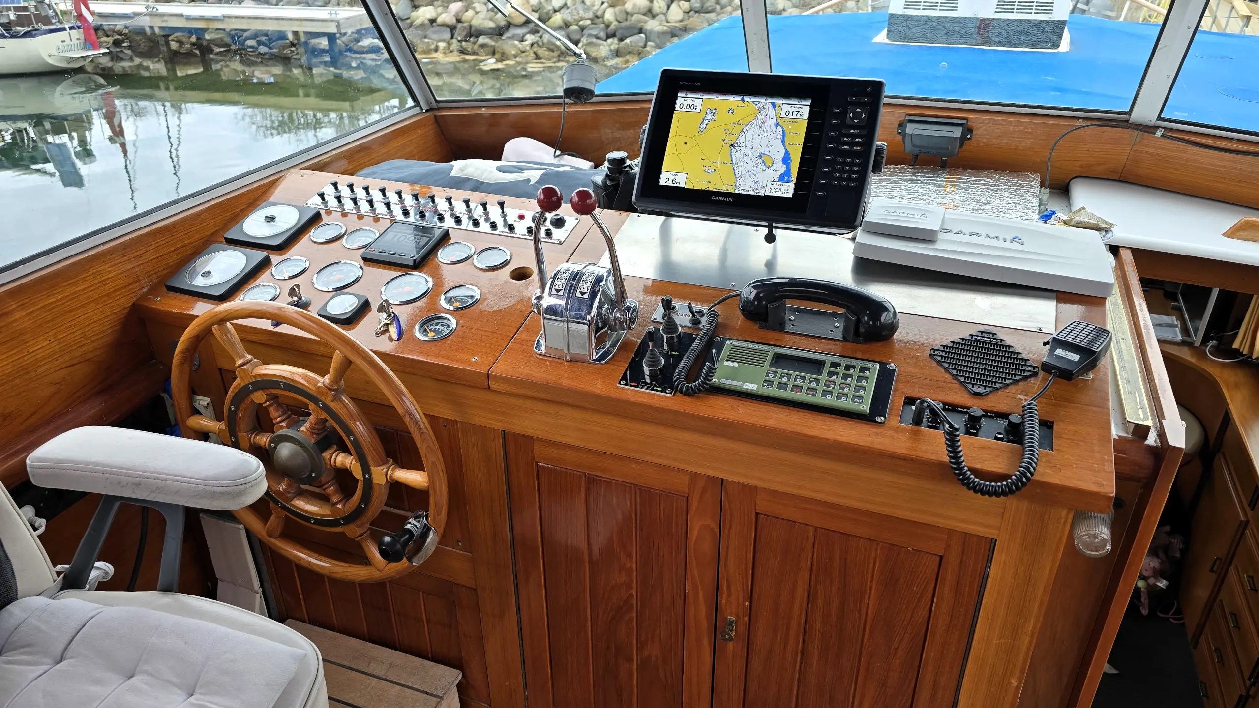 motor-boat-super-van-craft-1380 (83)