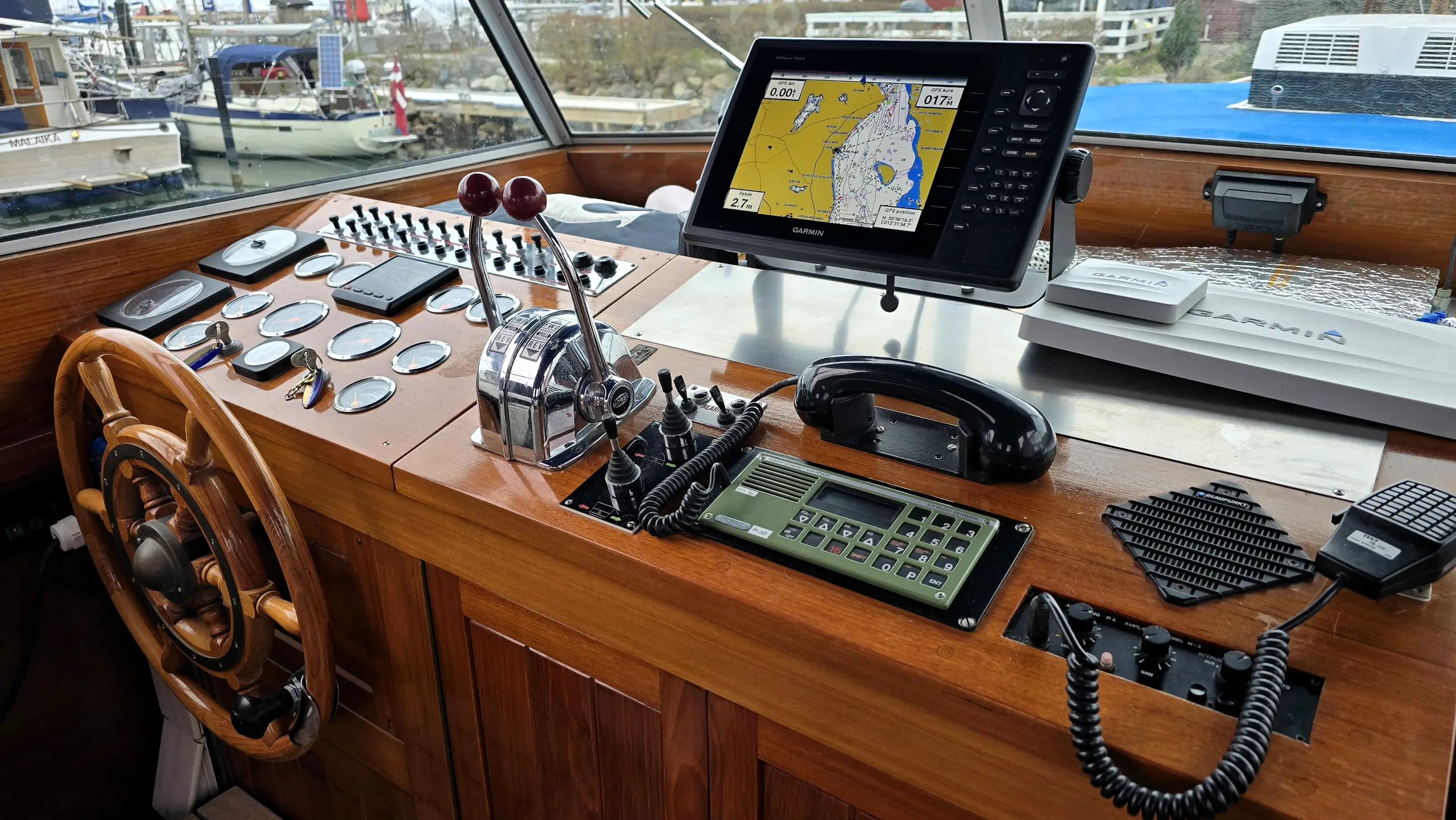 motor-boat-super-van-craft-1380 (84)