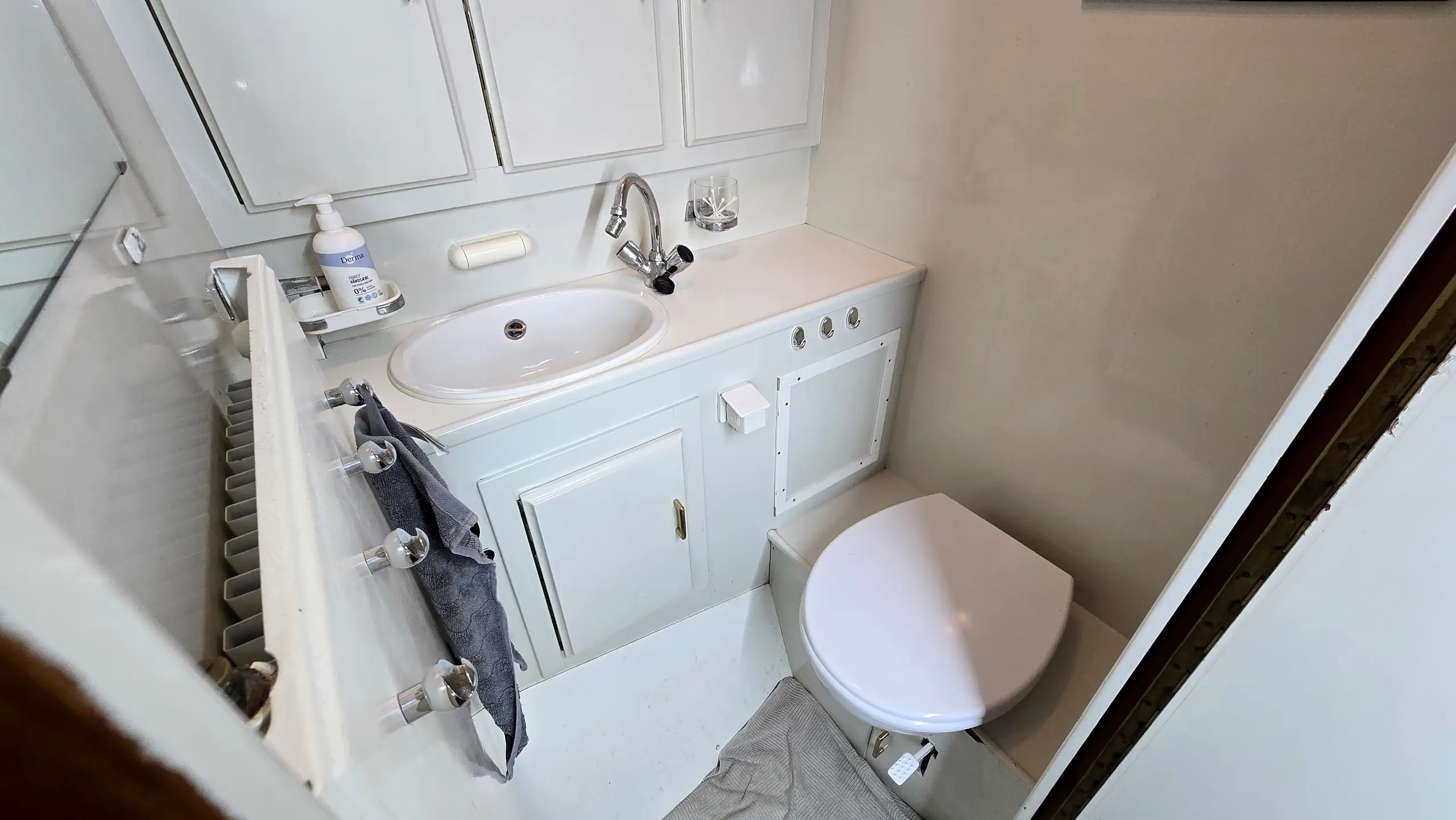 motor-boat-super-van-craft-1380 (96)