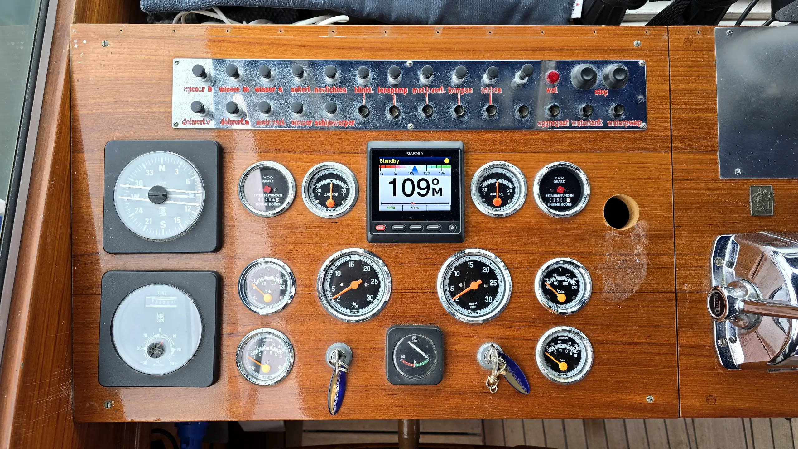 motorbaad-super-van-craft-1380 (13)