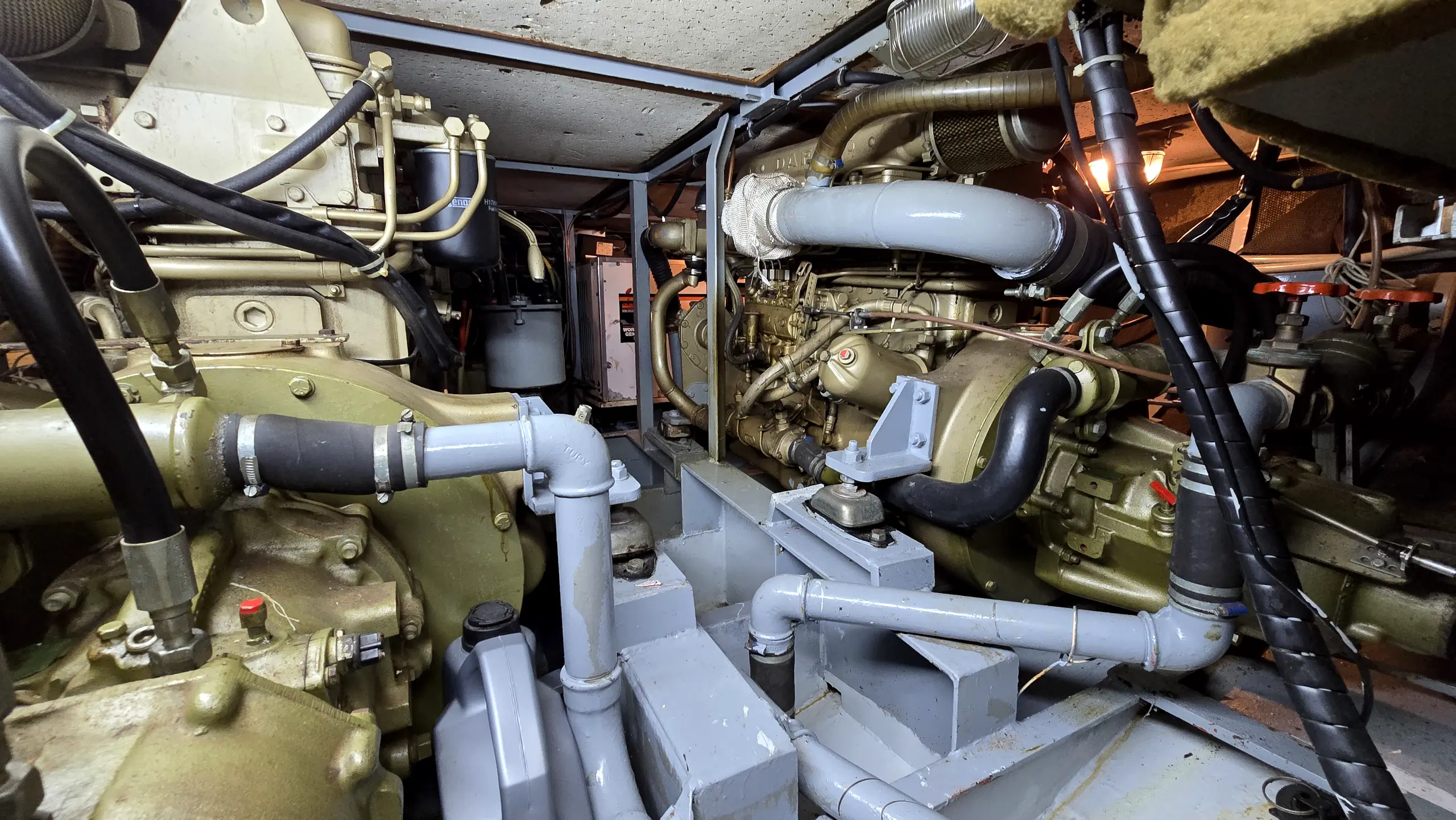 motorbaad-super-van-craft-1380 (33) super van craft 1380 for sale