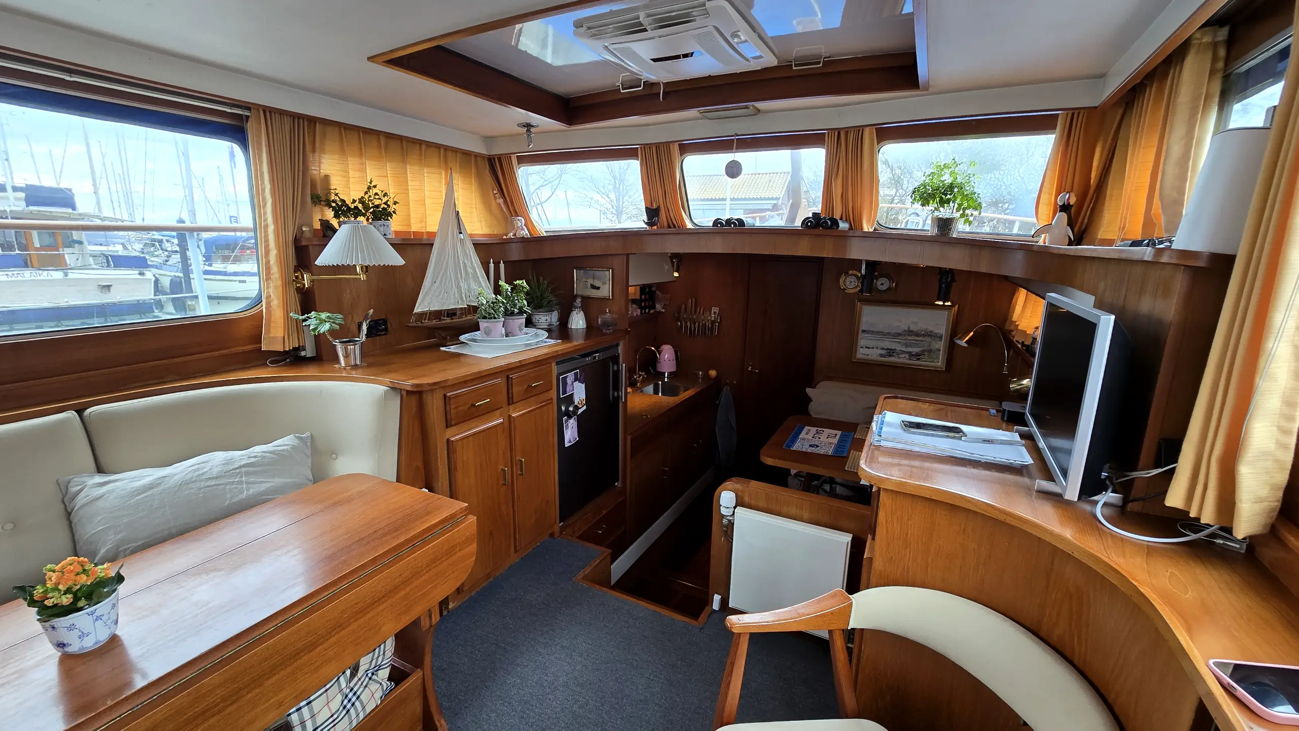 motorbaad-super-van-craft-1380 (60) super van craft 1380 for sale