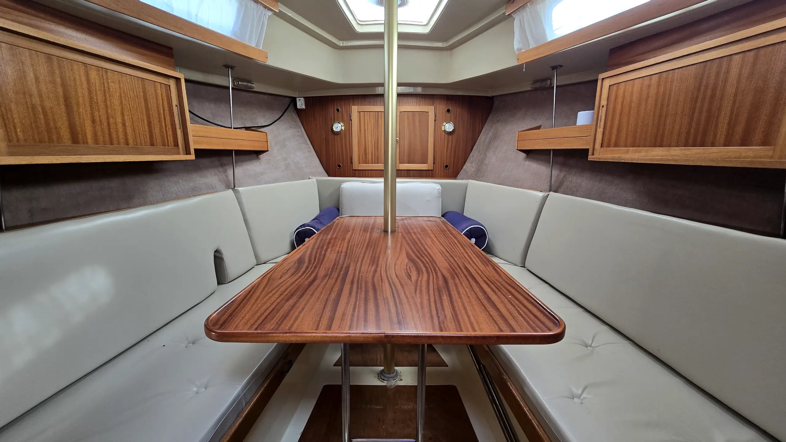 LM-26-boat-for-sale (1)