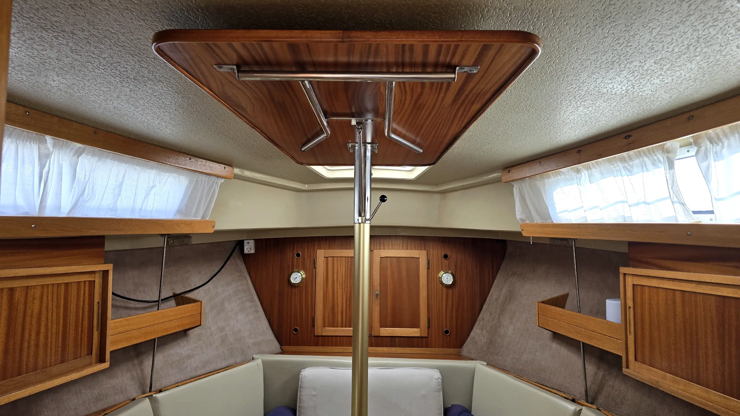 LM-26-boat-for-sale (3)