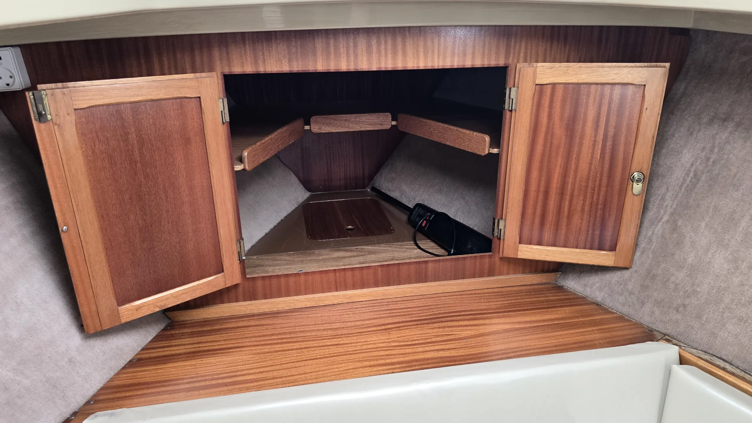 LM-26-boat-for-sale (7)